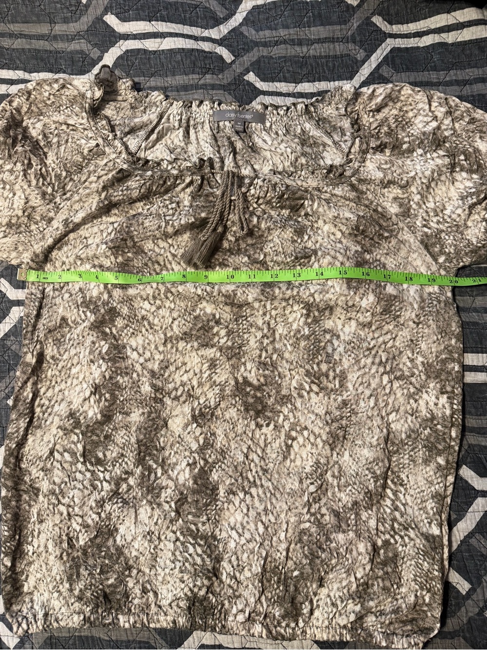 Daisy Fuentes Patterned Top - Picture 5 of 5